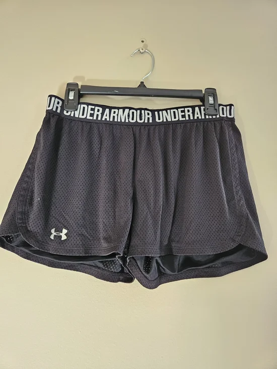 Under Armour Women’s Black Athletic Mesh Shorts - Picture 1 of 4